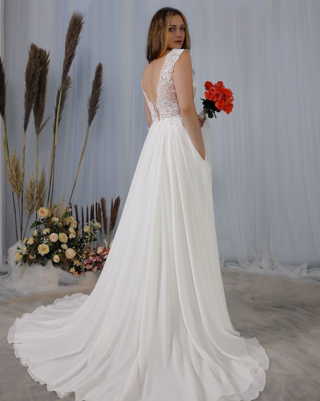 Elegant Deep V-neck Wedding Dress with Wide Straps & Appliques Lace