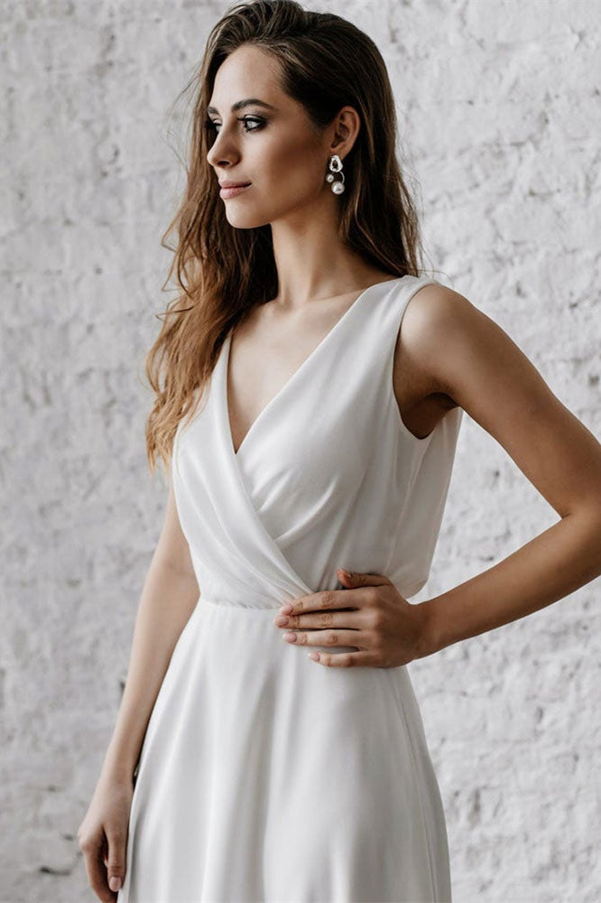 Sleeveless Long V-Neck Wedding Dress for Your Special Day